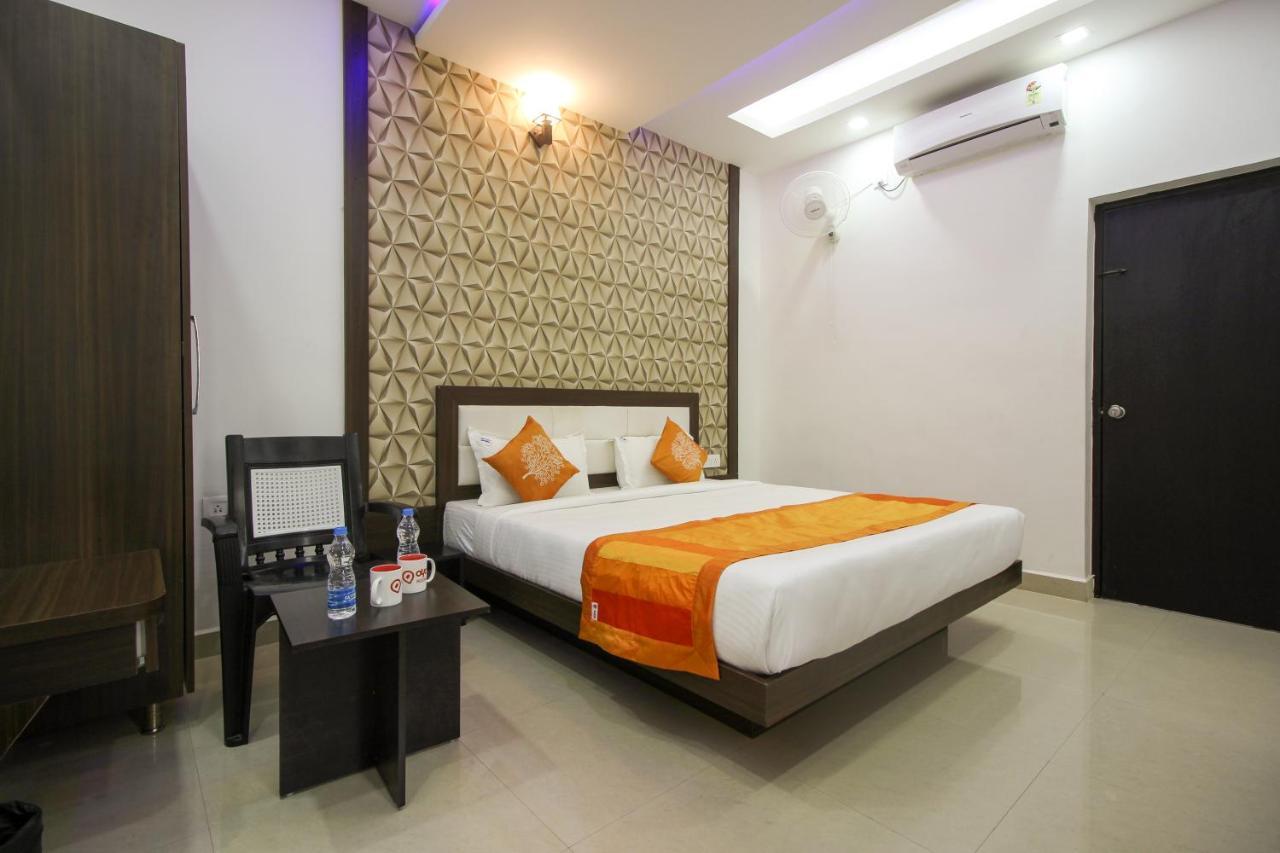 Super Oyo Flagship 8281 Aj Palace Mysore Exterior photo